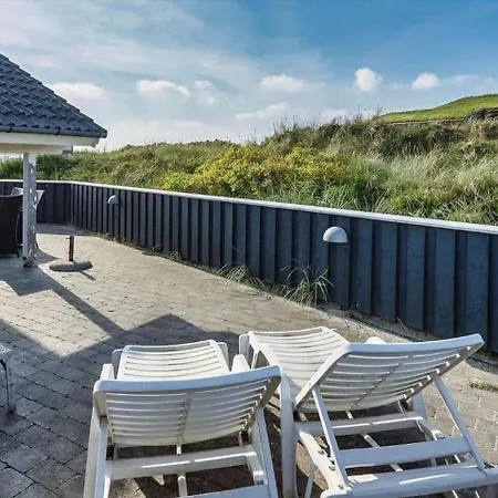 Ve318-vejers-strand-nordvej-45-a * Vejers Strand